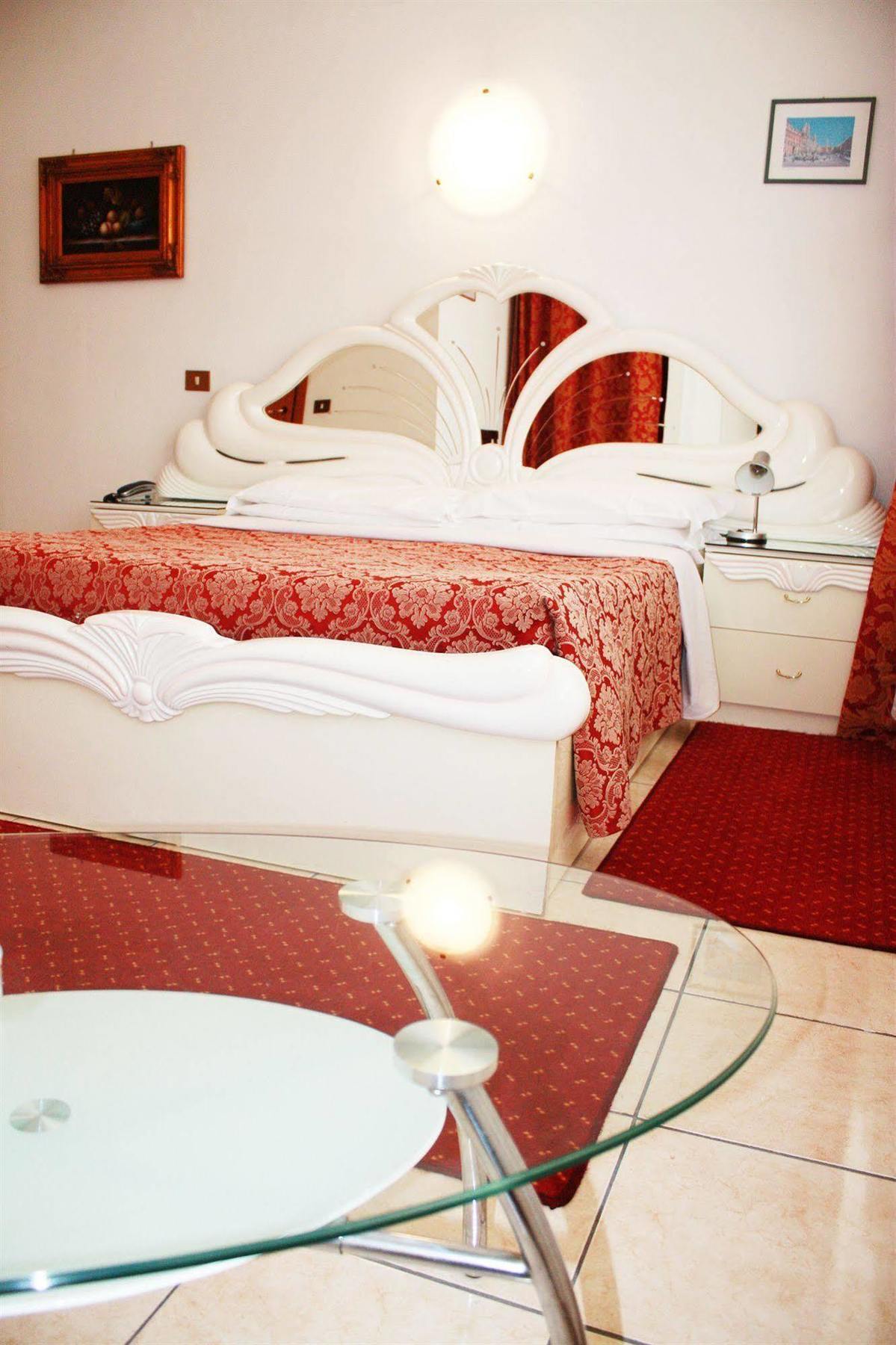 Hotel Giulietta E Romeo 카살 팔로코 외부 사진