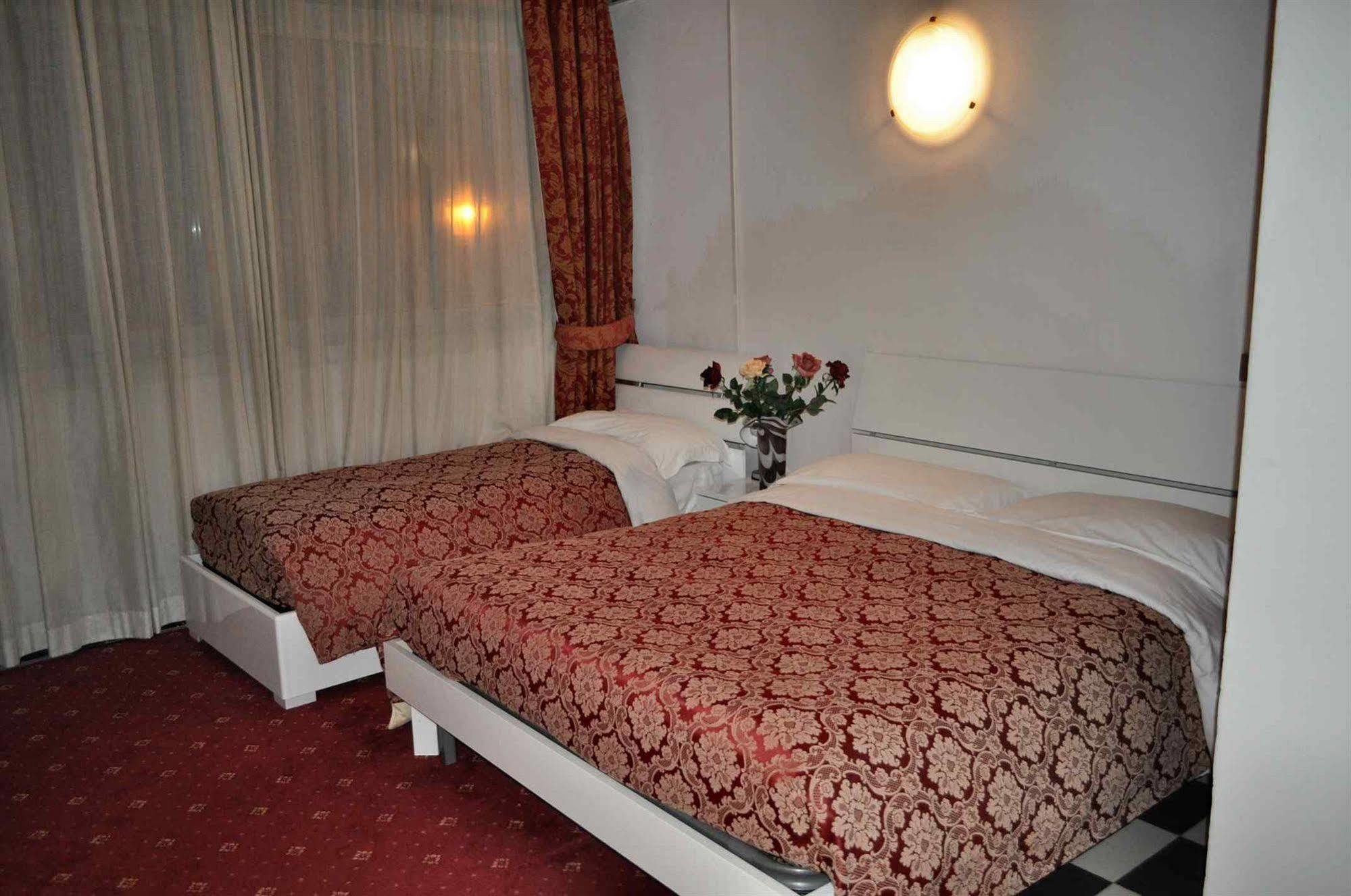 Hotel Giulietta E Romeo 카살 팔로코 외부 사진